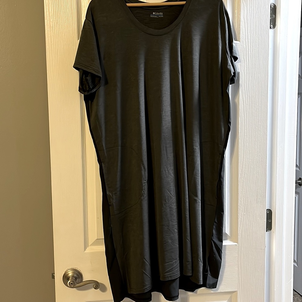 COLUMBIA DRESS